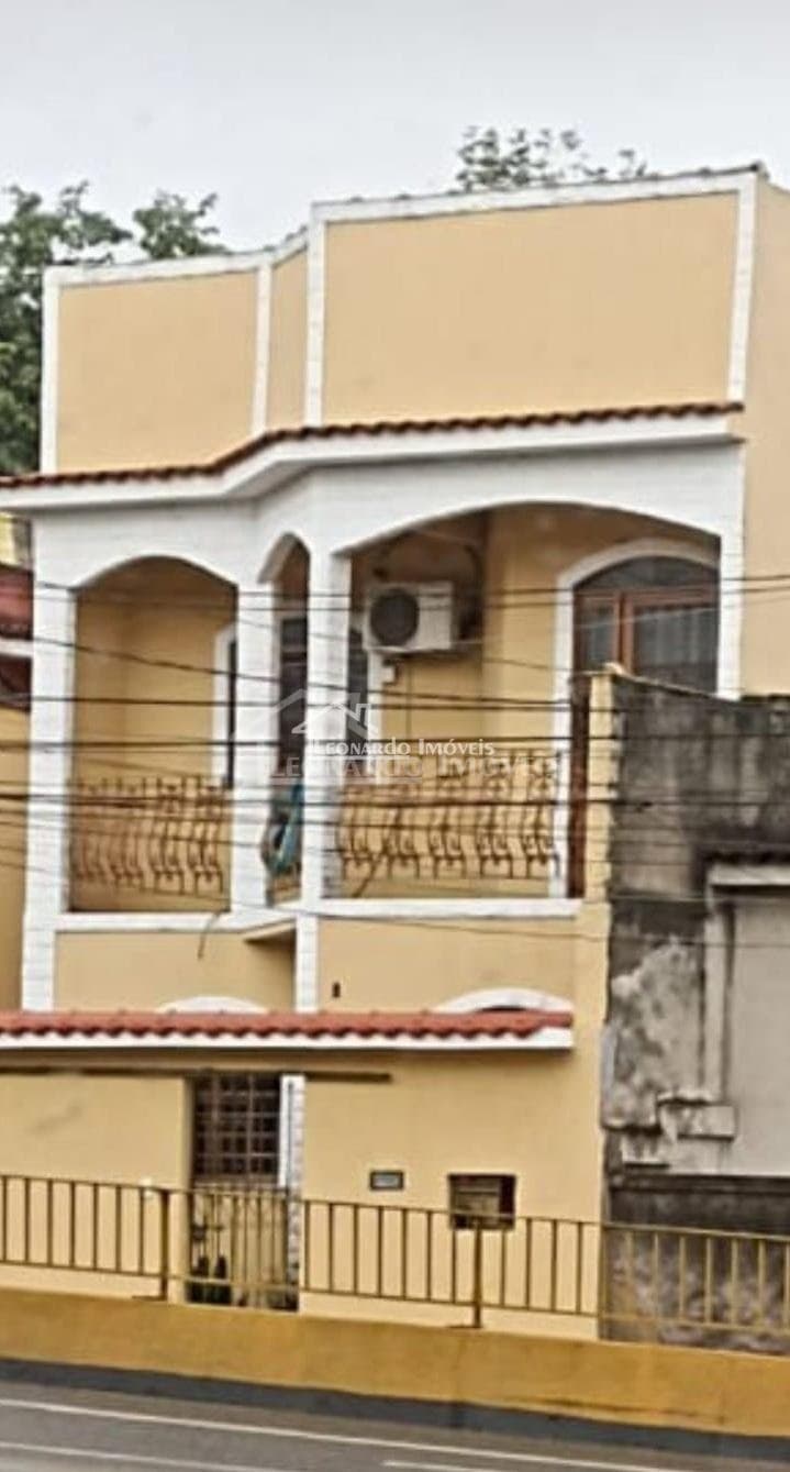 Duplex com 04 quartos no Aterrado - Volta Redonda